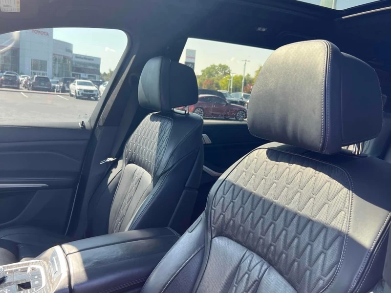 BMW X7 * xDrive40i * CARFAX * БЕЗ ПЪРВОНАЧАЛНА ВНОСКА, снимка 14 - Автомобили и джипове - 53014101