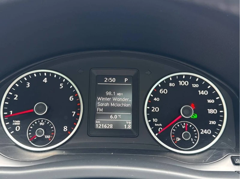 VW Tiguan * Comfortline * CARFAX * БЕЗ ПЪРВОНАЧАЛНА ВНОСКА, снимка 8 - Автомобили и джипове - 53038584