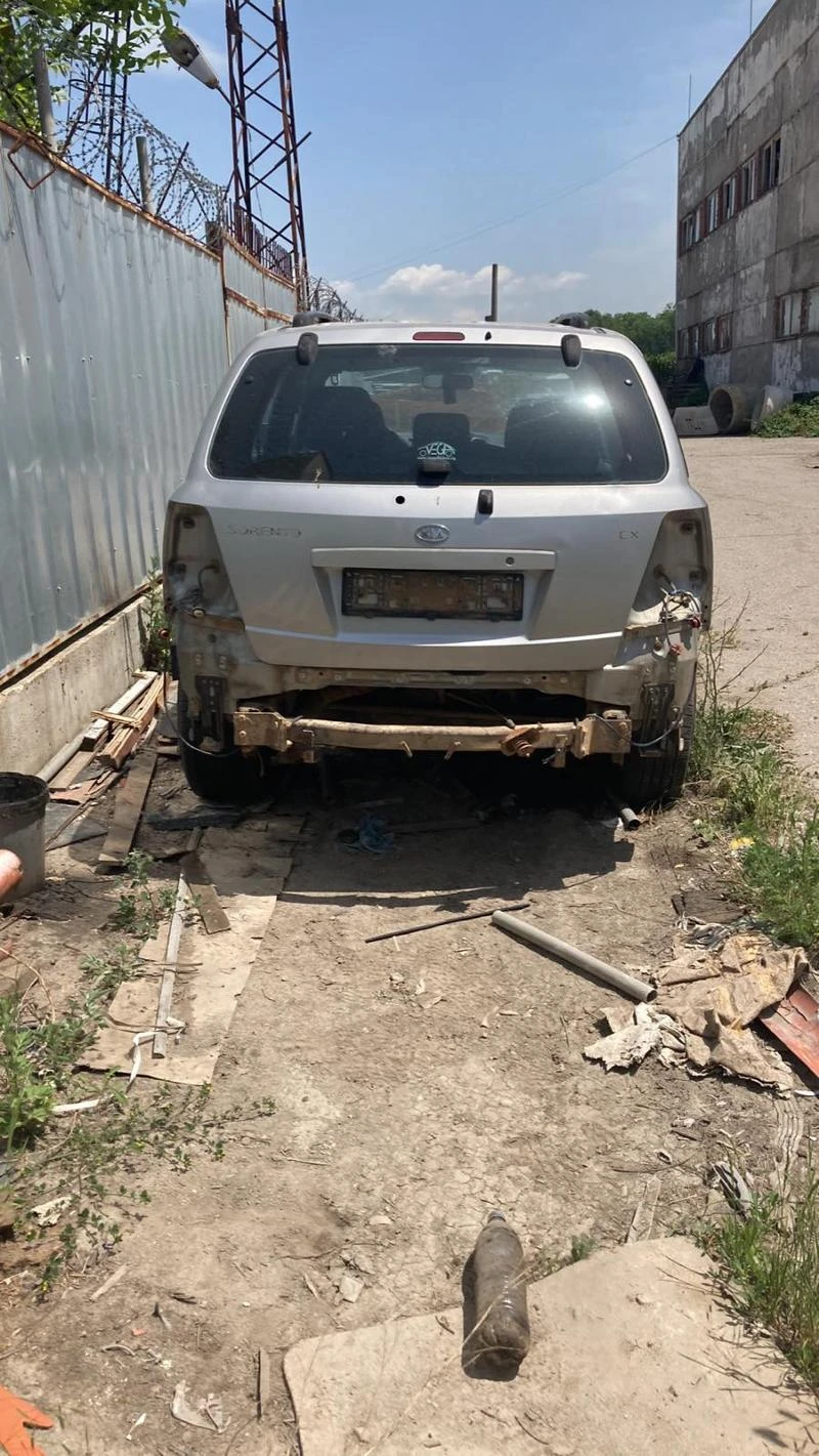 Kia Sorento 2.5d, снимка 4 - Автомобили и джипове - 37161579