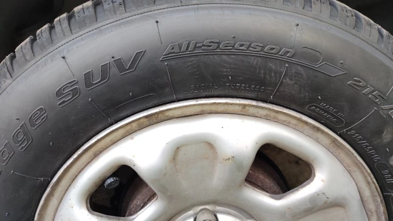 Dacia Duster Laureate 4x4, снимка 2 - Автомобили и джипове - 53913463