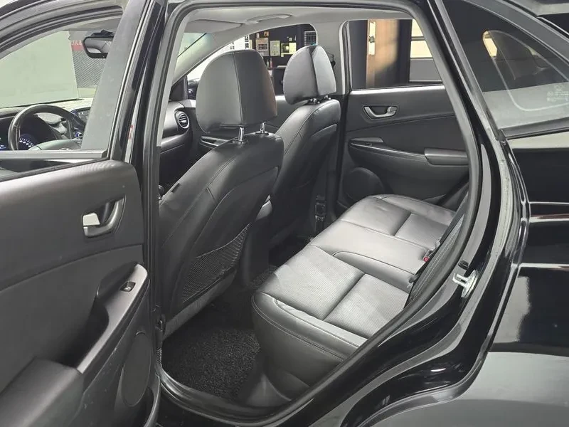 Hyundai Kona 1.6 Turbo 2Wd Premium, снимка 11 - Автомобили и джипове - 55749004