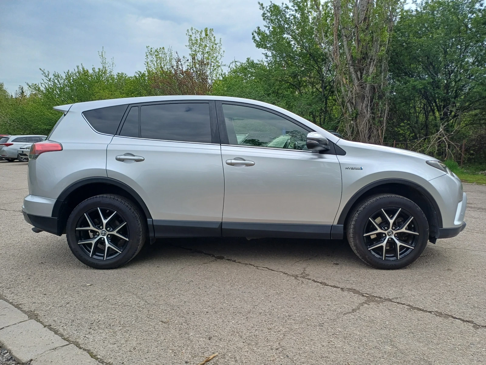 Toyota Rav4 2.5 Hybrid Dynamic - изображение 4