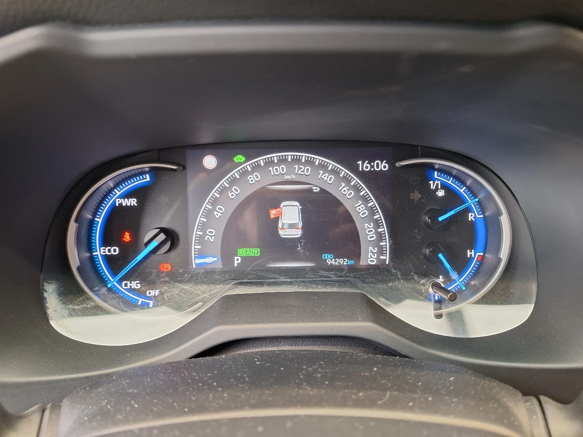 Toyota Rav4 2.5 Hybrid /Black Edition/ 4WD/ e-CVT - изображение 10
