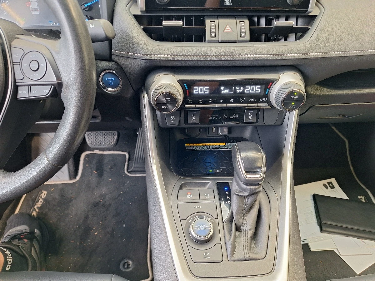 Toyota Rav4 2.5 Hybrid /Black Edition/ 4WD/ e-CVT - изображение 6