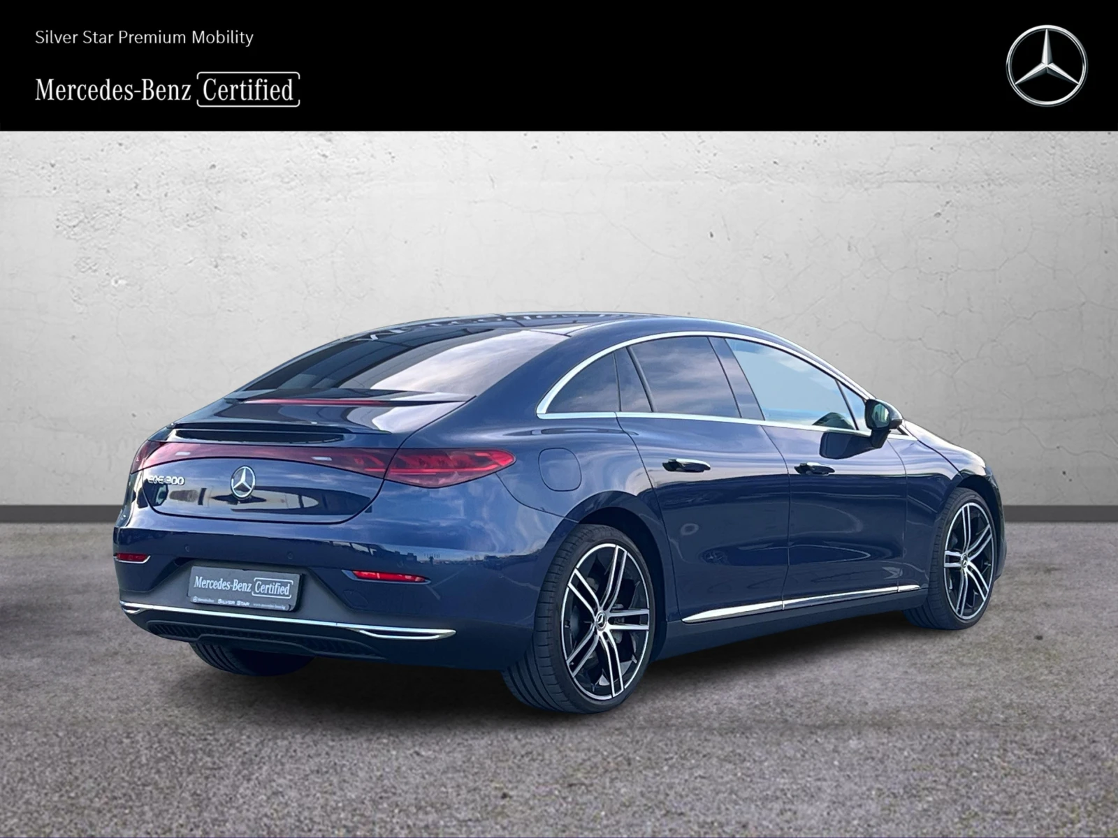 Mercedes-Benz EQE 300 - изображение 3