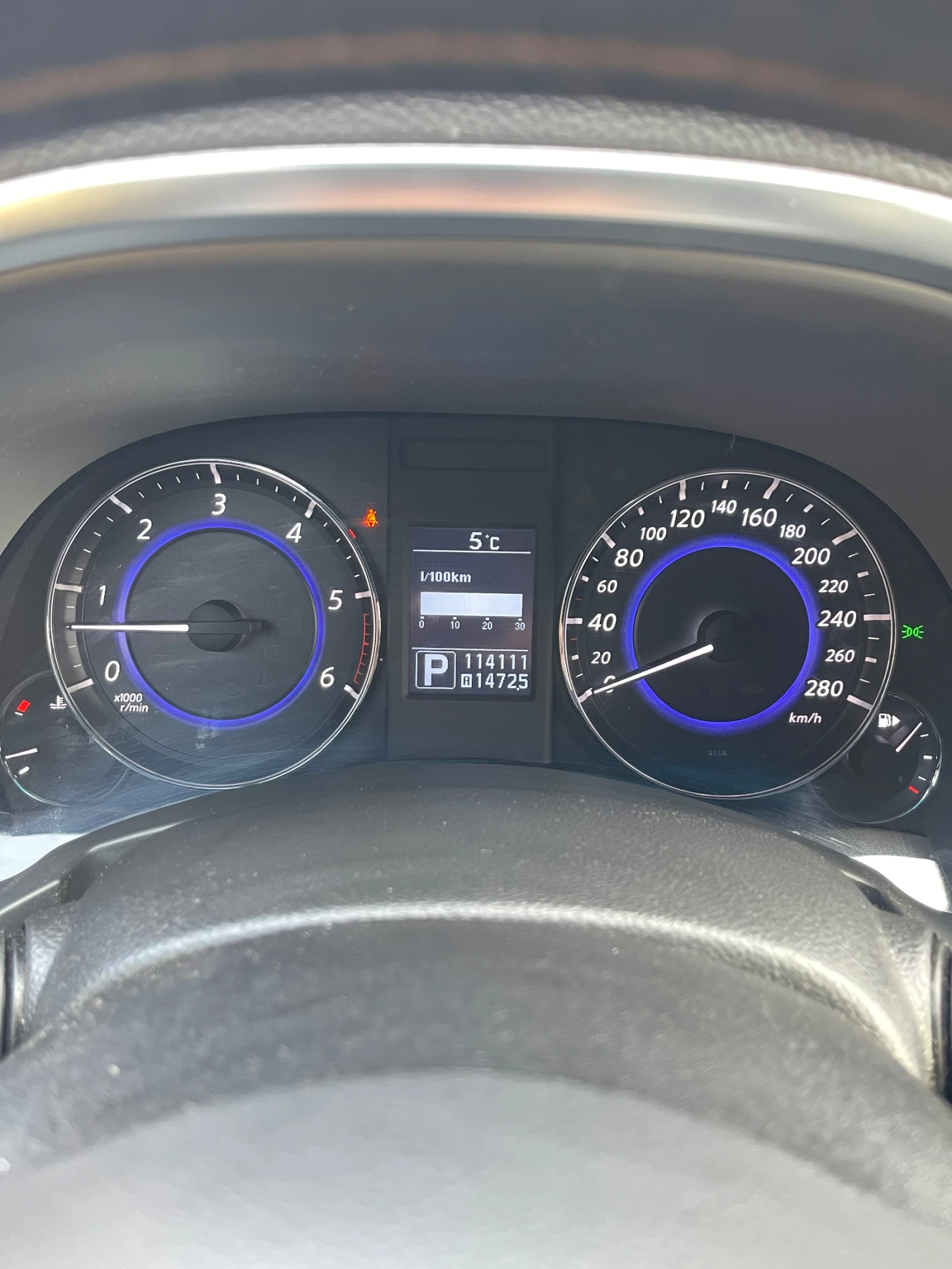 Infiniti QX70  - изображение 6