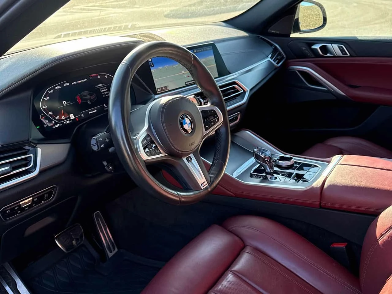 BMW X6 * M50i * CARFAX * LASER * МАСАЖ * ОБДУХВАНЕ * HK, снимка 5 - Автомобили и джипове - 53755726