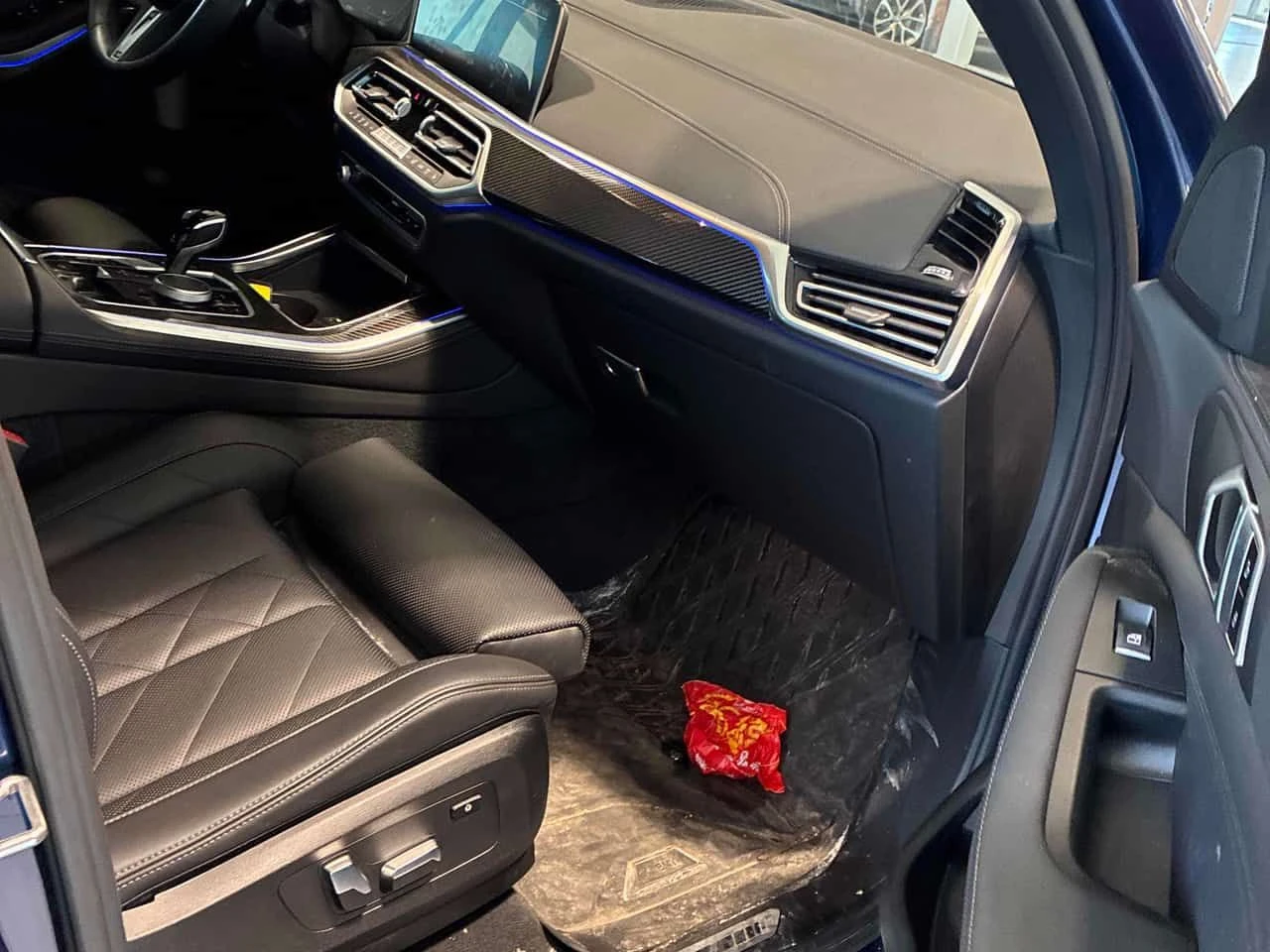 BMW X5 xDrive40i M SPORT/ПАНОРАМА/ПРЕДСТАВИТЕЛСТВО НА BMW, снимка 11 - Автомобили и джипове - 54171752