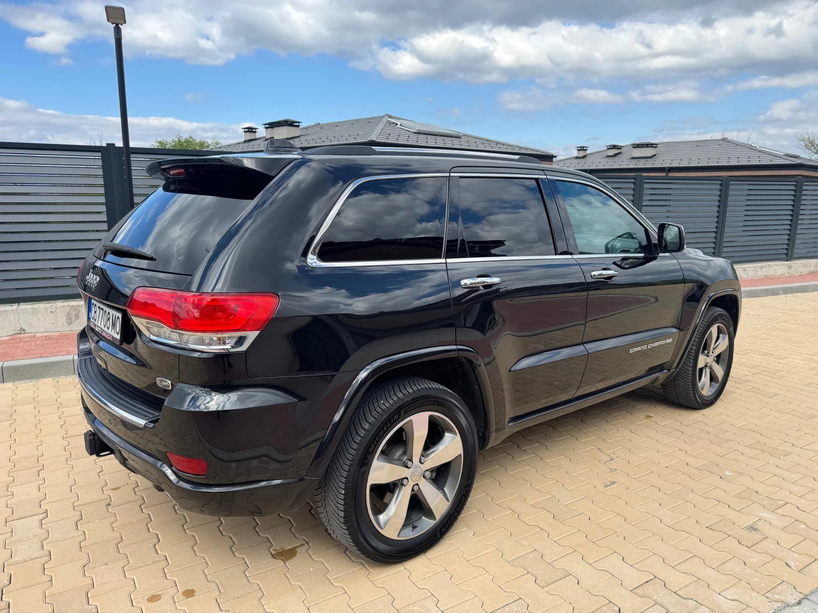 Jeep Grand cherokee 3.6 Overland , снимка 7 - Автомобили и джипове - 54486392