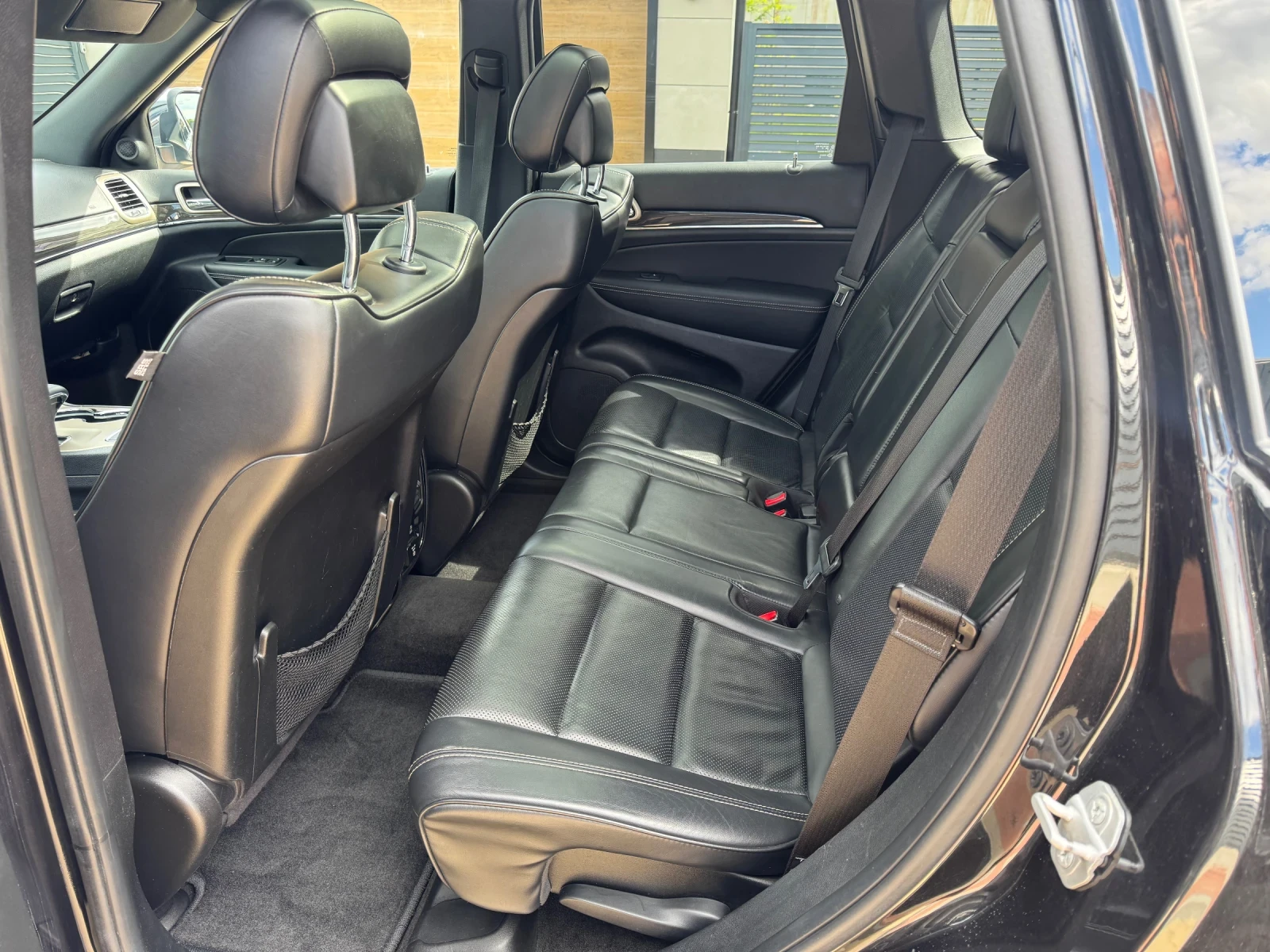 Jeep Grand cherokee 3.6 Overland , снимка 10 - Автомобили и джипове - 54486392