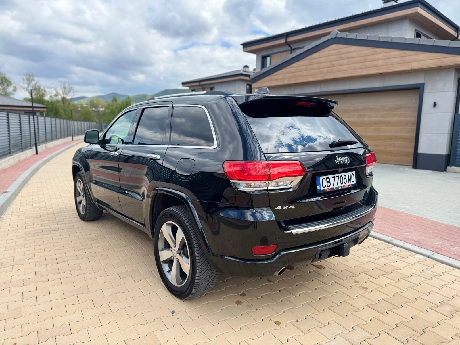 Jeep Grand cherokee 3.6 Overland , снимка 5 - Автомобили и джипове - 54486392