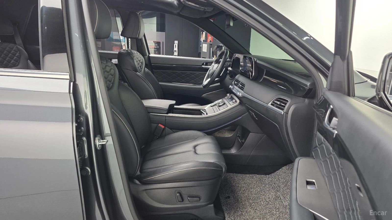 Hyundai Palisade 3.8* 4WD* CALLIGRAPHY* ПОДГРЕВ* ОБДУХВАНЕ* 360* HU, снимка 10 - Автомобили и джипове - 55492247