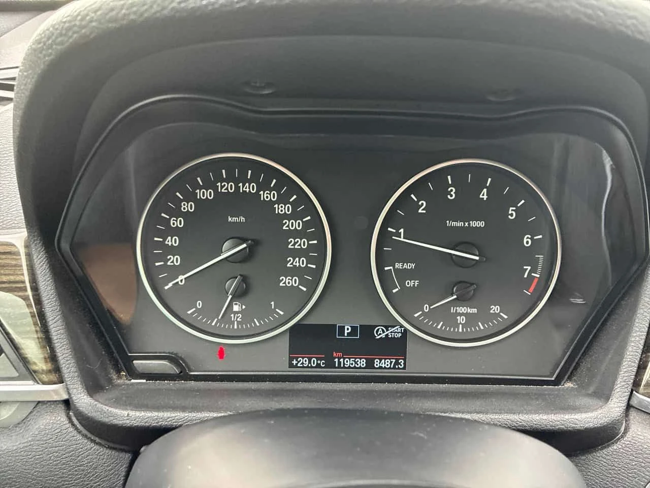 BMW X1 * xDrive28i * КЛИП НА МОТОРА * ПРЕДСТАВИТЕЛСТВО, снимка 9 - Автомобили и джипове - 55613548