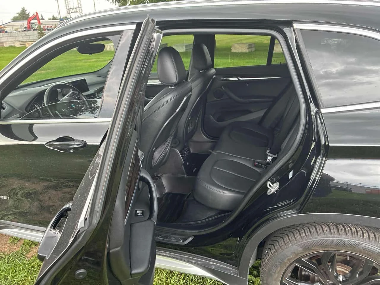 BMW X1 * xDrive28i * КЛИП НА МОТОРА * ПРЕДСТАВИТЕЛСТВО, снимка 15 - Автомобили и джипове - 55613548