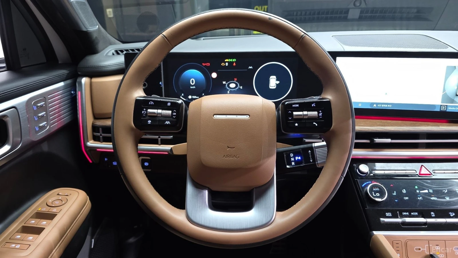 Hyundai Santa fe 2.5T* CALLIGRAPHY* МАСАЖИ* BOSE* ПОДГРЕВ* ОБДУХВАН, снимка 12 - Автомобили и джипове - 55680164