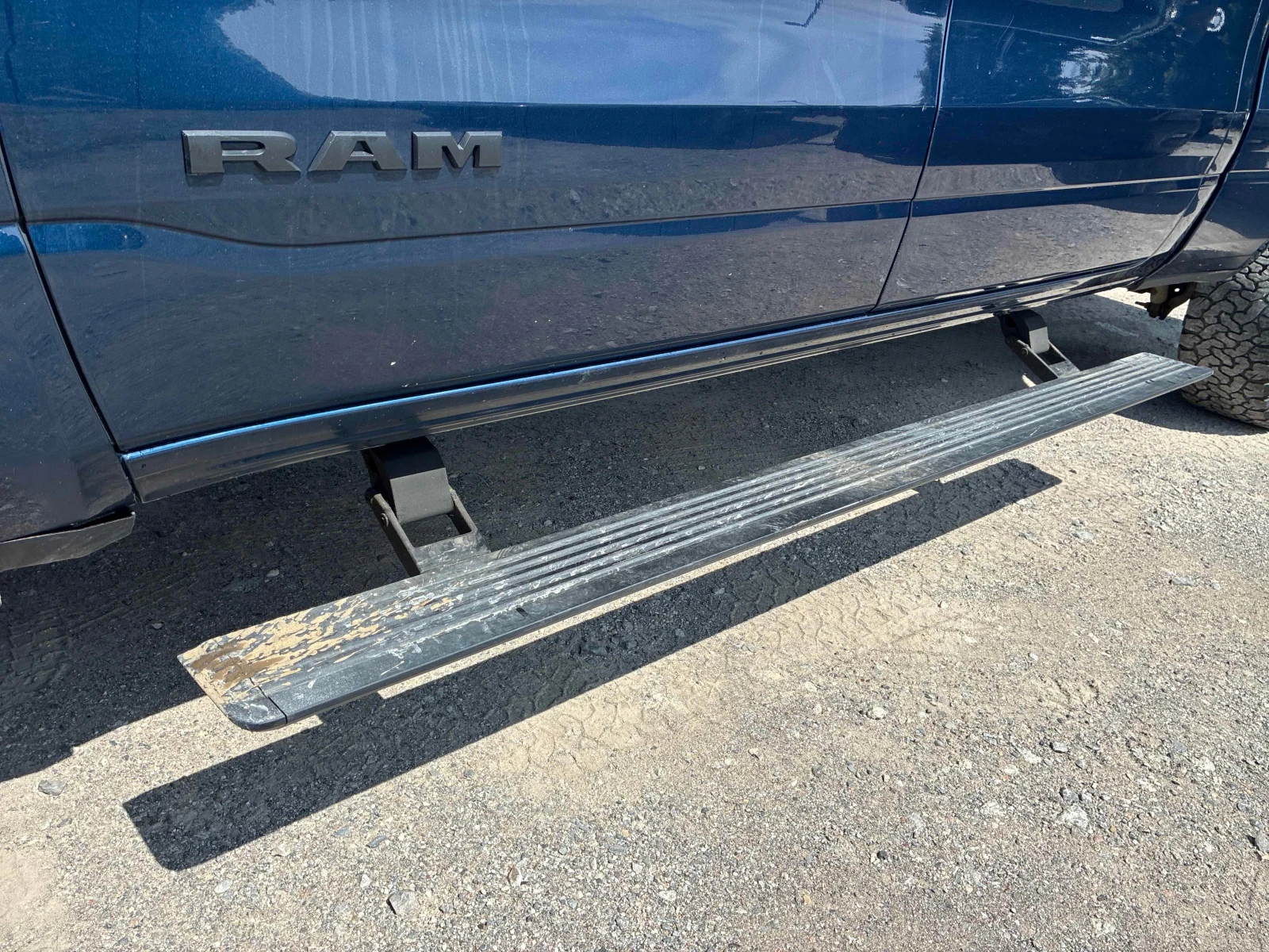 Dodge RAM 1500 * Sport * CARFAX * ЦЕНА ДО БГ, снимка 13 - Автомобили и джипове - 55972705