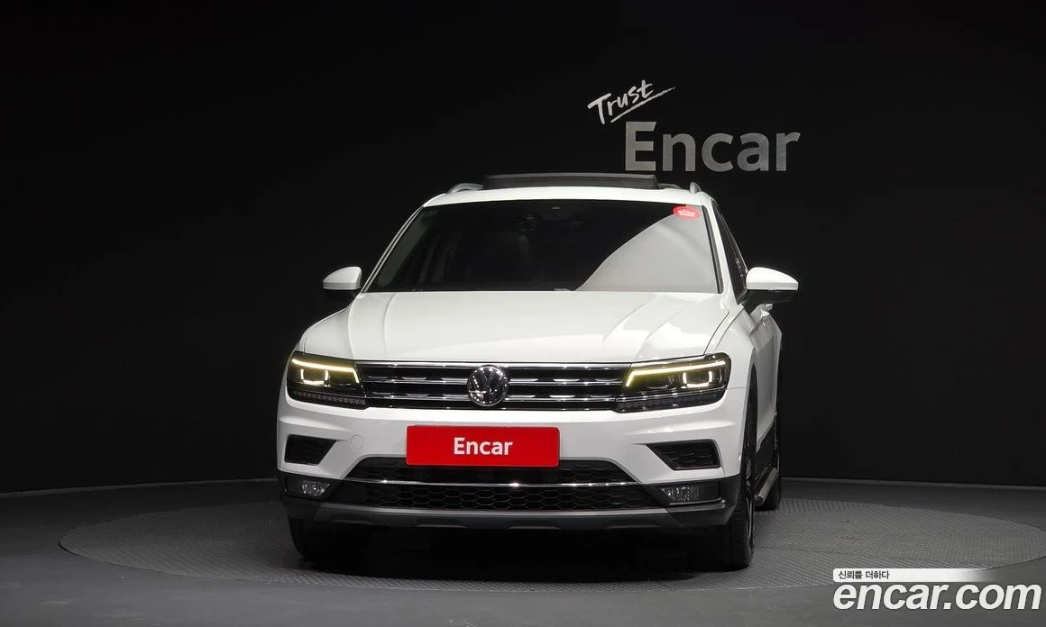 VW Tiguan 2.0 TDI Prestige, снимка 3 - Автомобили и джипове - 56122208