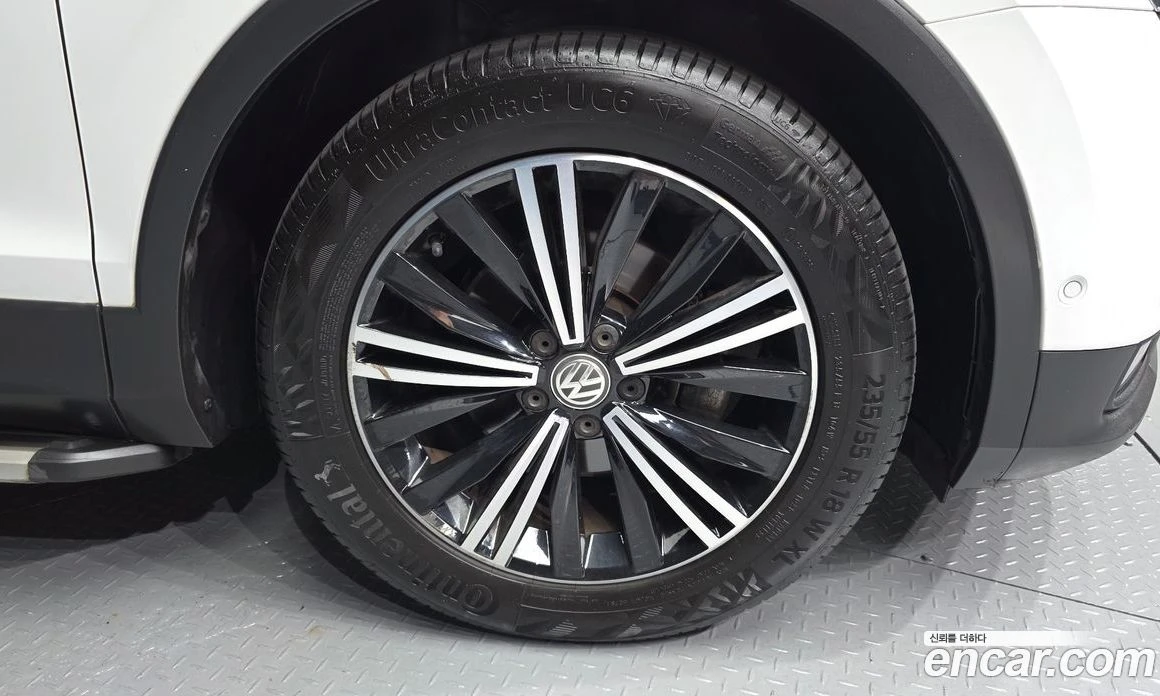 VW Tiguan 2.0 TDI Prestige, снимка 7 - Автомобили и джипове - 56122208