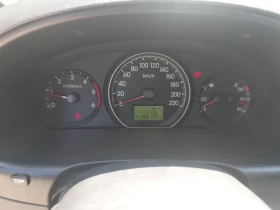 Обява за продажба на Hyundai H1 2.5d 170 к.с. 6 места ~14 800 лв. - изображение 8