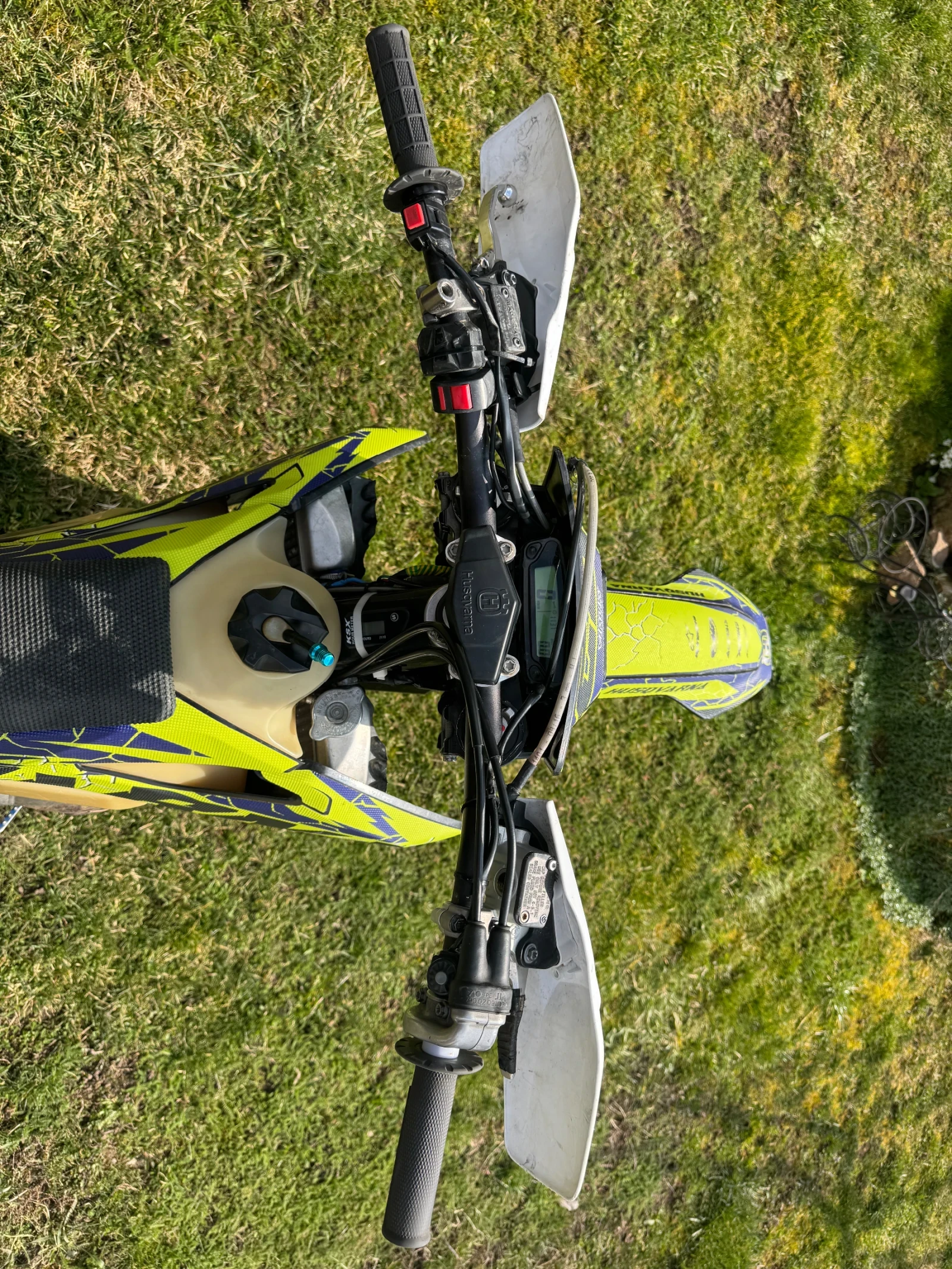 Husqvarna 350, снимка 2 - Мотоциклети и мототехника - 53748326