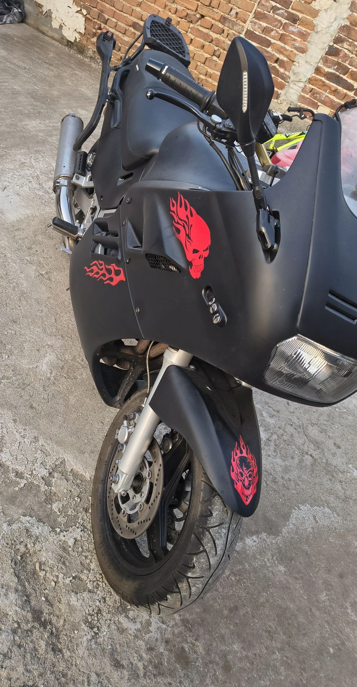 Suzuki Katana GSX-F 1100