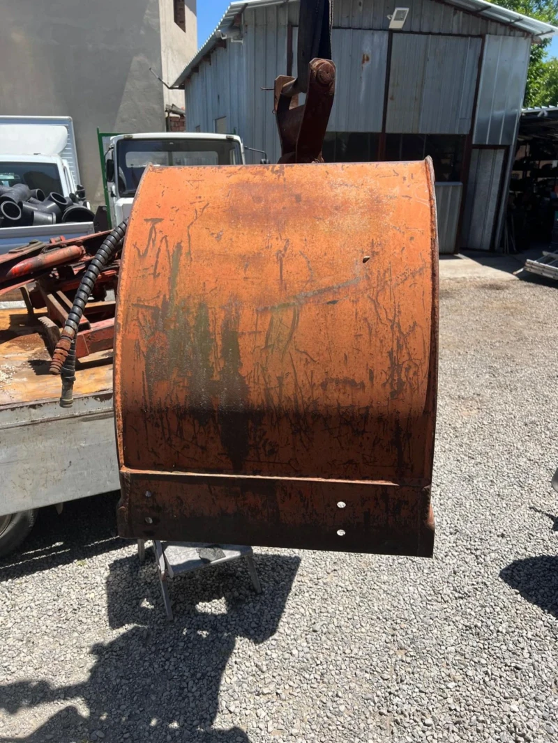 Допълнително оборудване Друг вид Граиферна кофа с ротатор, снимка 2 - Индустриална техника - 52238405