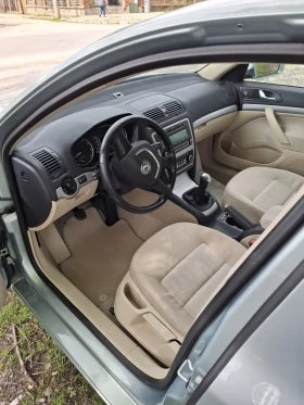 Skoda Octavia 1.8, снимка 6