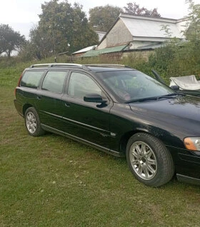 Volvo V70 2.4 дизел два броя , снимка 2