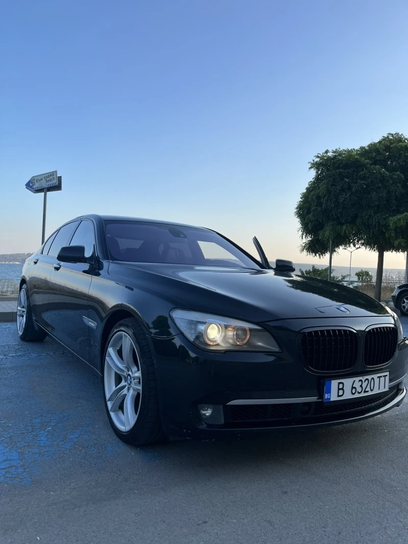 BMW 750 I, Къса база, Идеално състояние, снимка 4 - Автомобили и джипове - 47540938