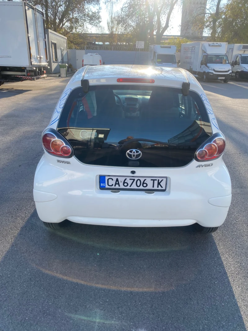 Toyota Aygo, снимка 7 - Автомобили и джипове - 49181489