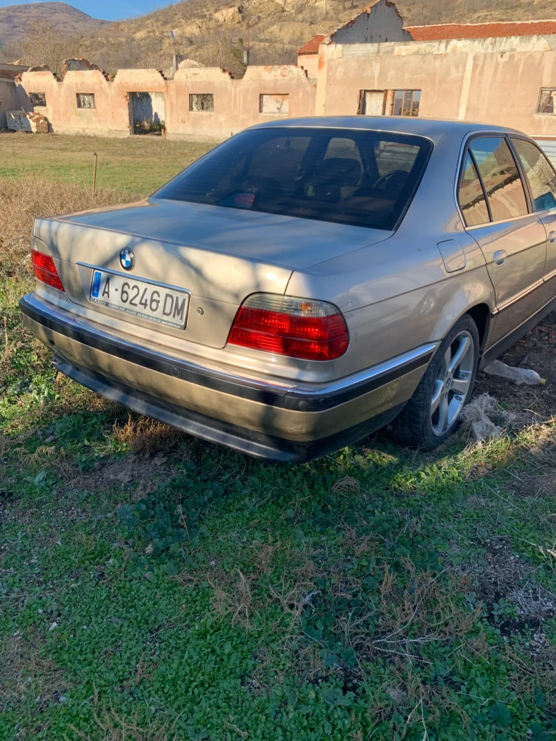 BMW 728, снимка 1 - Автомобили и джипове - 48983809