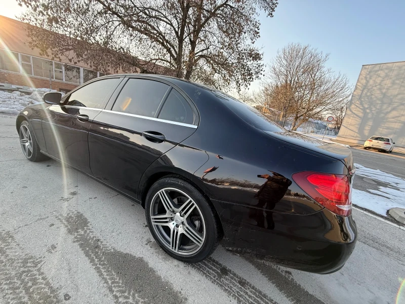 Mercedes-Benz E 220 2018г* 9G* 112000km* , снимка 4 - Автомобили и джипове - 49275137