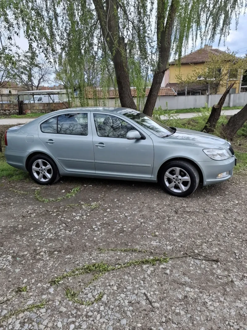 Skoda Octavia 1.8, снимка 3 - Автомобили и джипове - 49891194