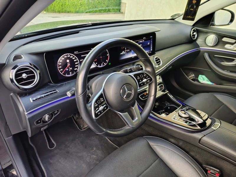 Mercedes-Benz E 400 400D, снимка 7 - Автомобили и джипове - 51399377