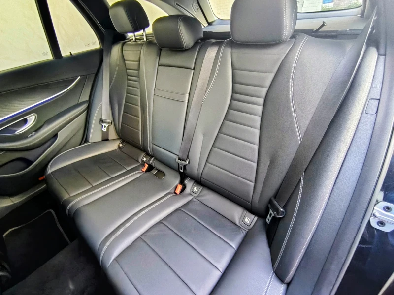 Mercedes-Benz E 400 400D, снимка 12 - Автомобили и джипове - 51399377