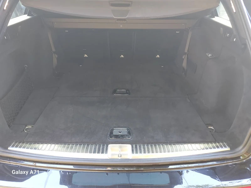 Mercedes-Benz E 400 4matik, AMG- пакет, 7 местна, снимка 12 - Автомобили и джипове - 51835864