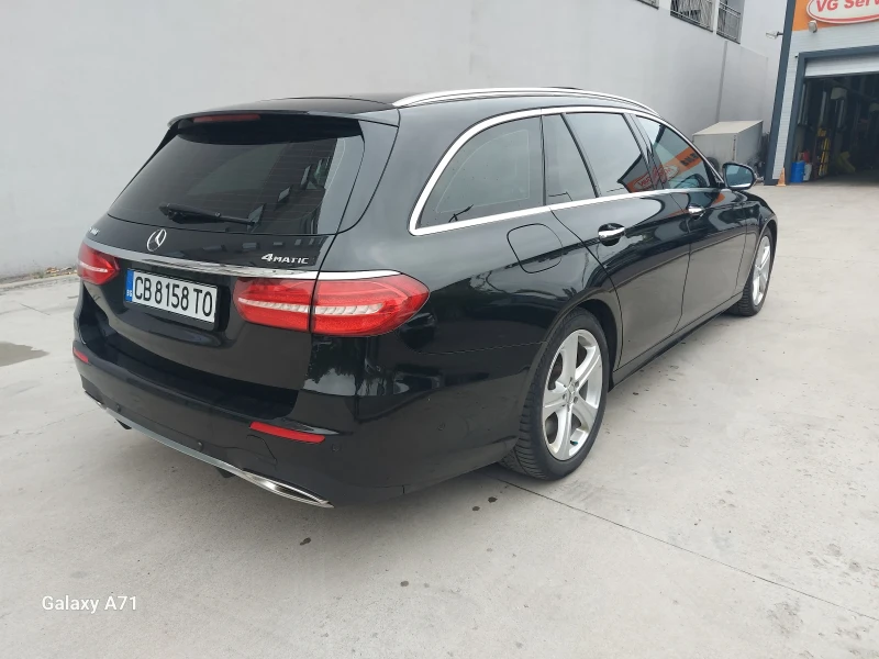 Mercedes-Benz E 400 4matik, AMG- пакет, 7 местна, снимка 3 - Автомобили и джипове - 51835864