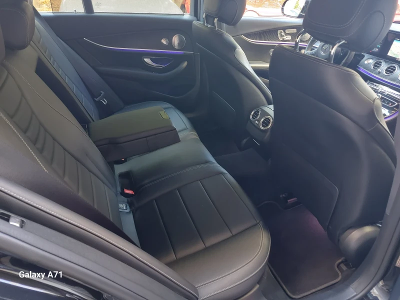 Mercedes-Benz E 400 4matik, AMG- пакет, 7 местна, снимка 9 - Автомобили и джипове - 51835864