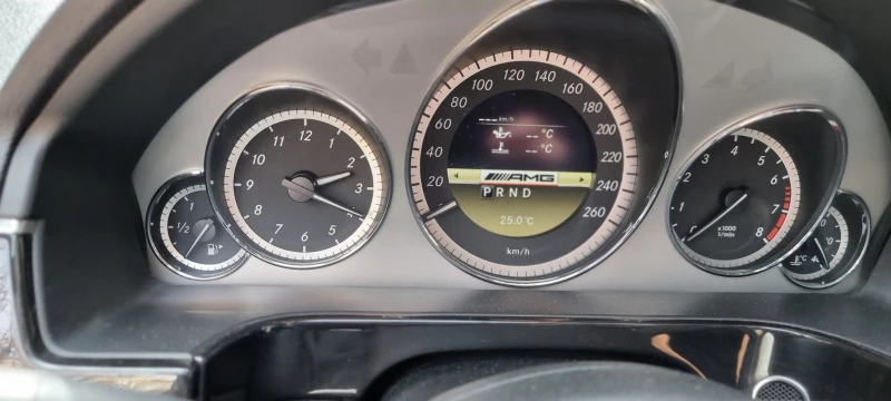 Mercedes-Benz E 350 AMG 4MATIC LPG, снимка 10 - Автомобили и джипове - 52215107