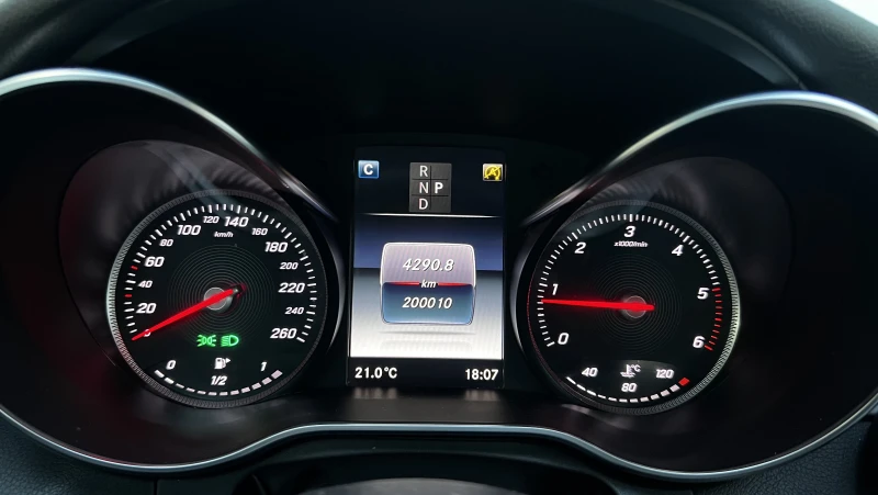 Mercedes-Benz C 220 4MATIC Avantgarde, снимка 15 - Автомобили и джипове - 52529300