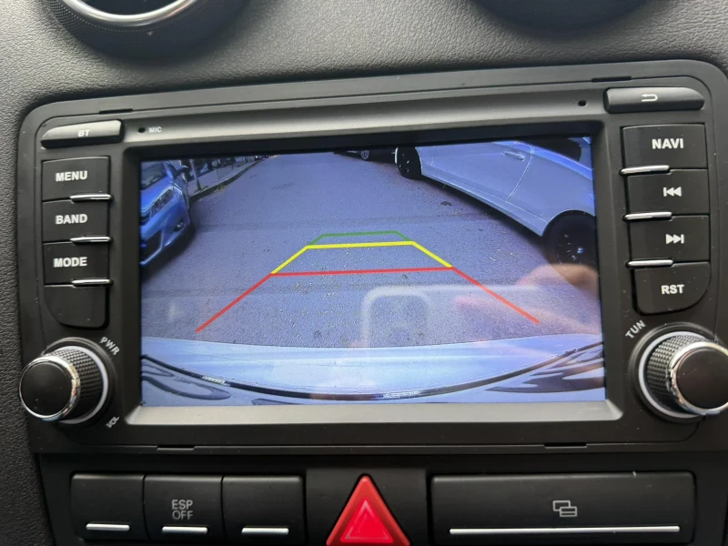 Audi A3 1.6 i, снимка 13 - Автомобили и джипове - 52541764