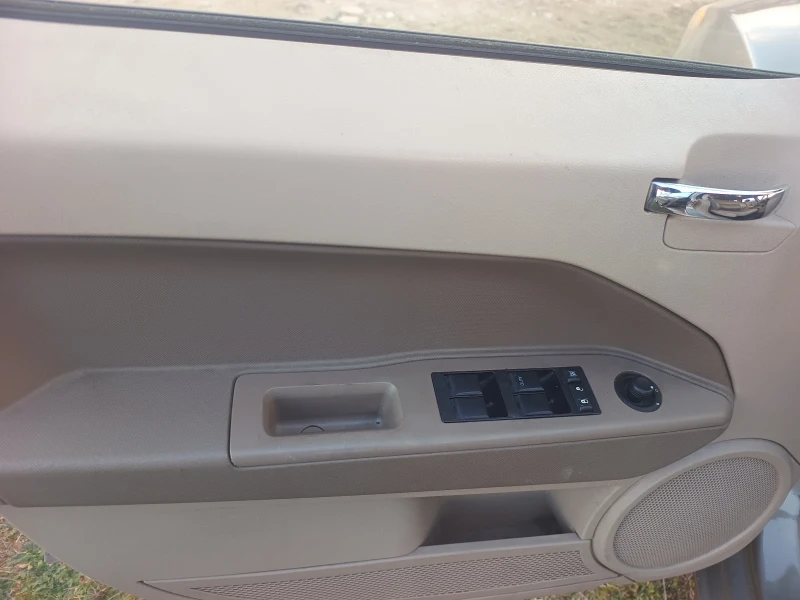 Dodge Caliber 2.0 CRD/EURO 4, снимка 7 - Автомобили и джипове - 52948754