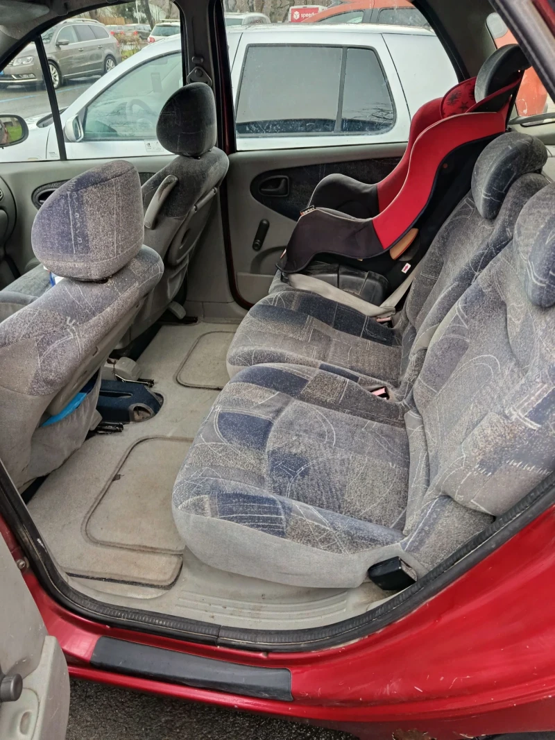 Renault Scenic, снимка 6 - Автомобили и джипове - 53052980