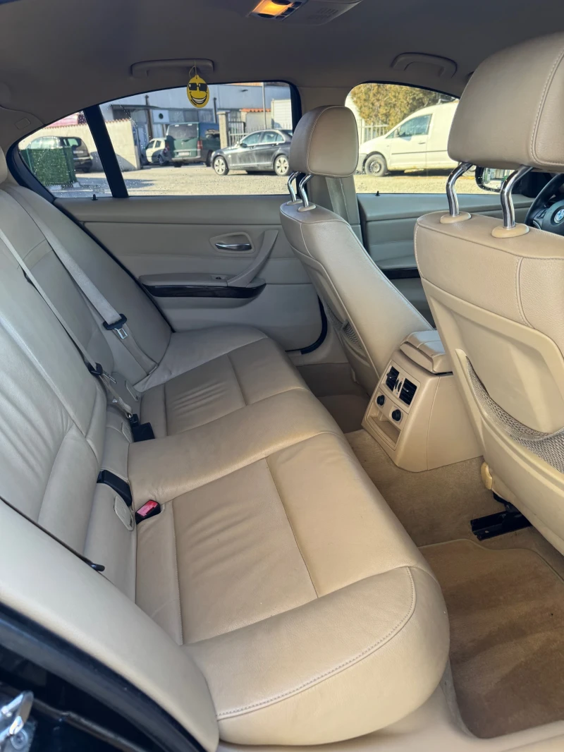 BMW 320 M-Paket, снимка 9 - Автомобили и джипове - 53084385