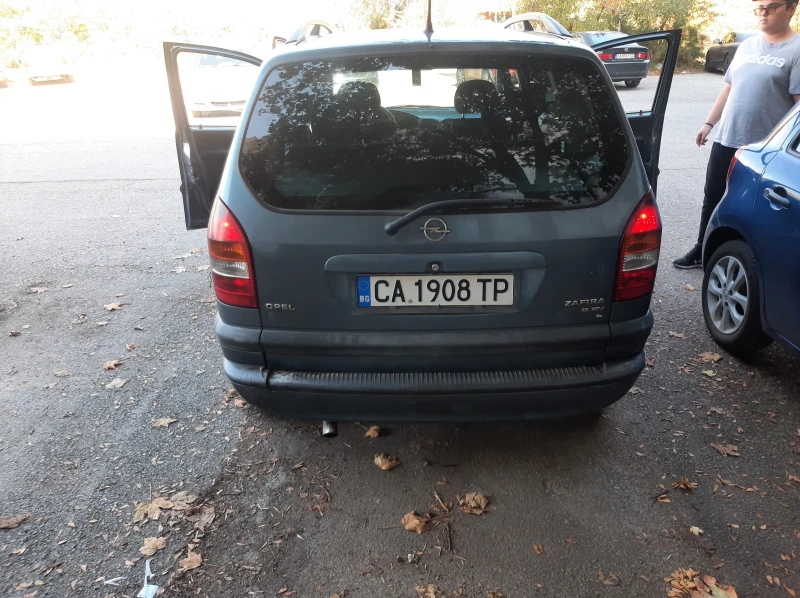 Opel Zafira, снимка 2 - Автомобили и джипове - 53168357