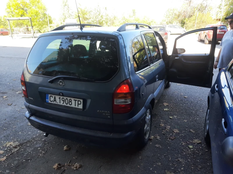 Opel Zafira, снимка 5 - Автомобили и джипове - 53168357