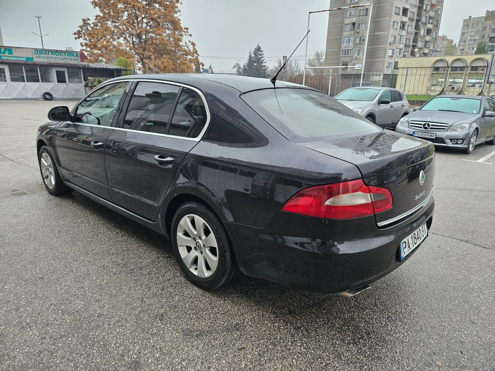 Skoda Superb 2.0TDI - изображение 3