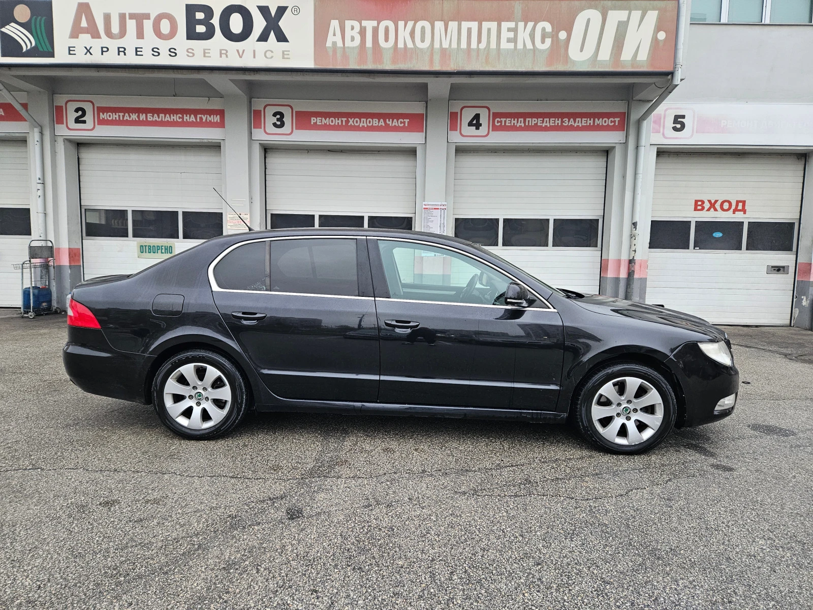 Skoda Superb 2.0TDI - изображение 6