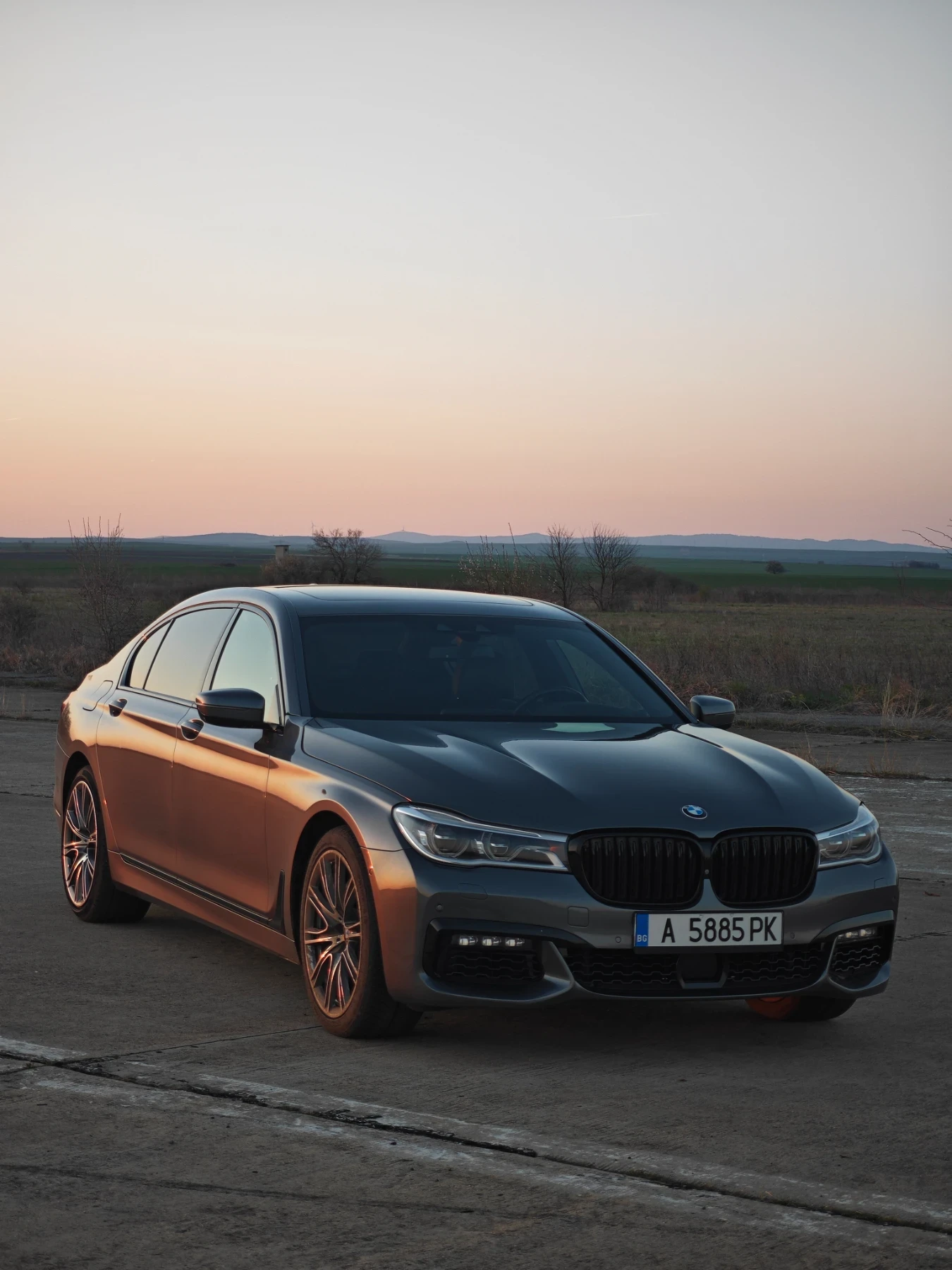 BMW 750 | Mobile.bg   1