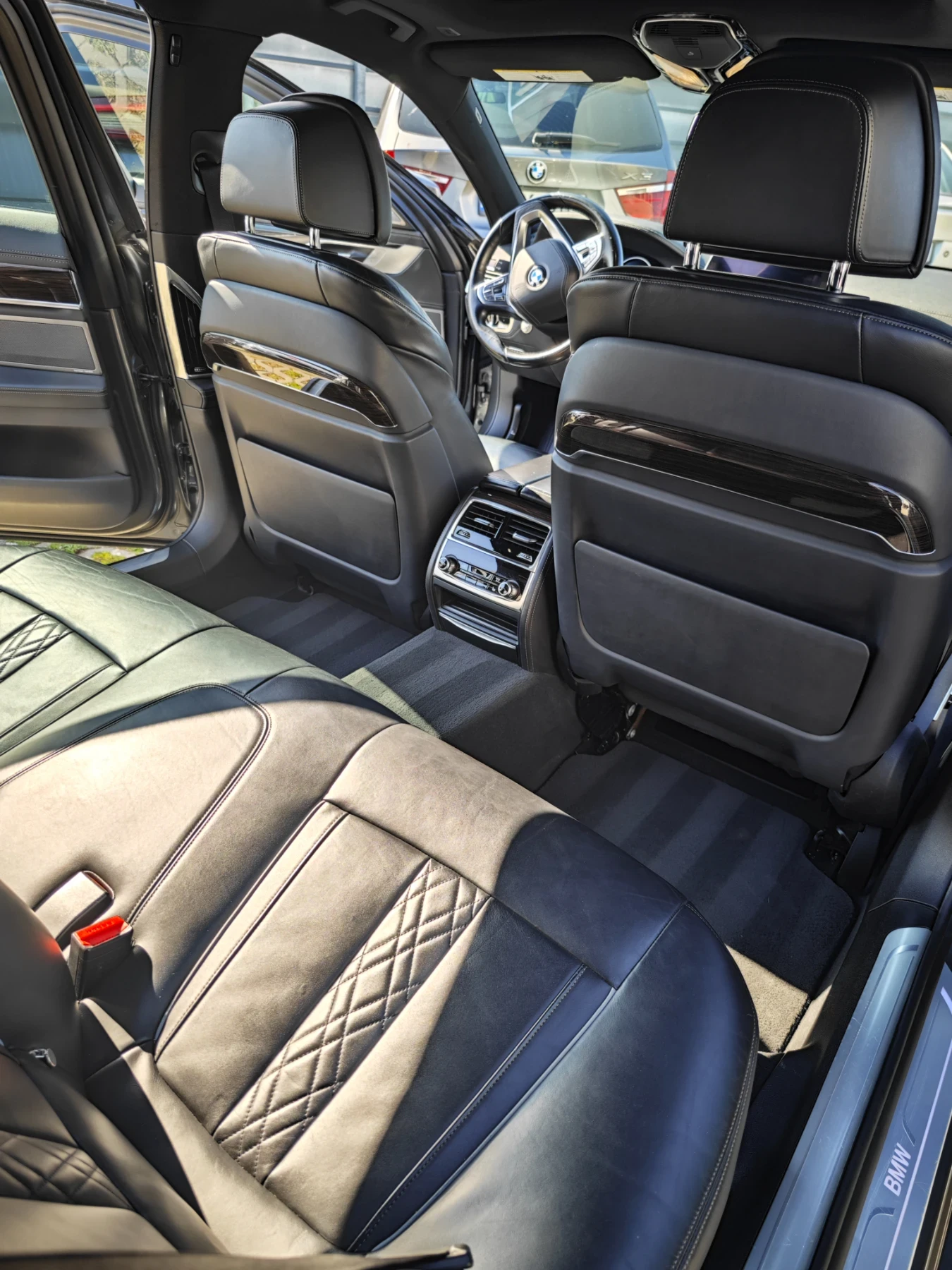 BMW 750 | Mobile.bg   11